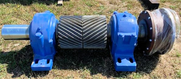 Dominion 10.5' X 14' (3.2m X 4.3m) Ball Mill With 800 Hp (597 Kw) Motor)